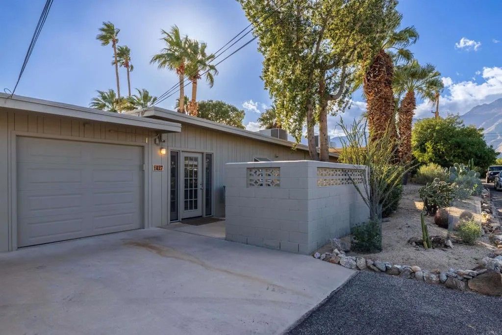 Photo of 427 Sun and Shadows Drive, Borrego Springs, CA 92004 (MLS # NDP2600284)