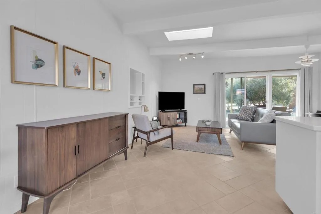 427 Sun and Shadows Drive