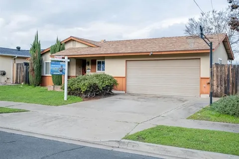 8048 Smokewood Dr, Santee, CA 92071 - #: PTP2600454