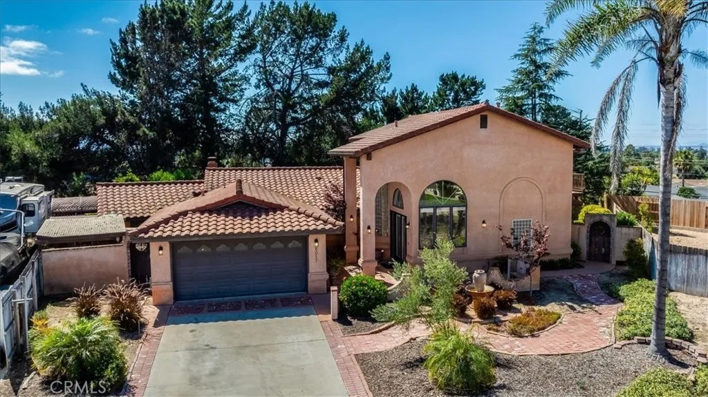 801 Lucinda Court