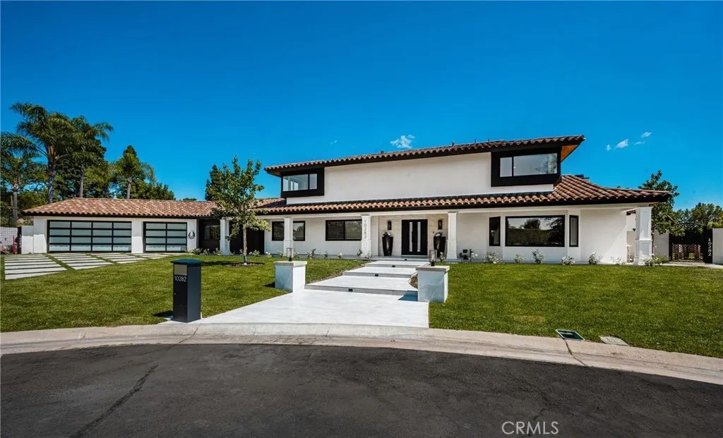 10282 OLD LAMPLIGHTER Lane