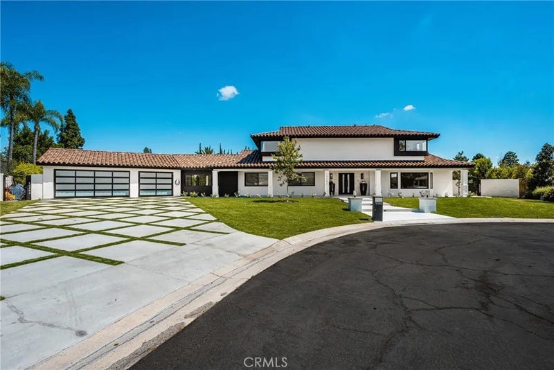 10282 OLD LAMPLIGHTER Lane