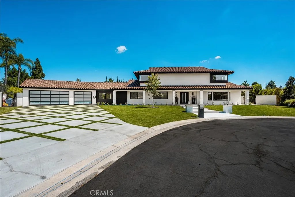 10282 OLD LAMPLIGHTER Lane