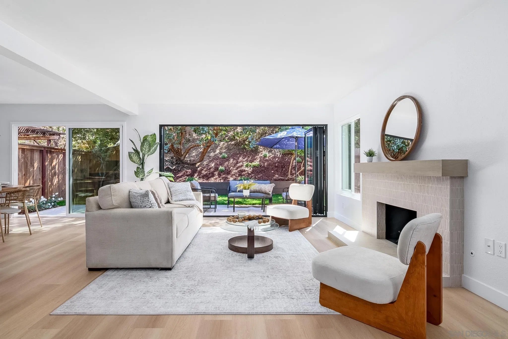 2839 Cazadero Dr