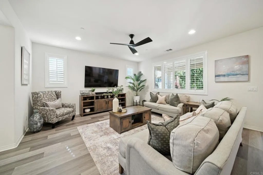 232 Reserve Court