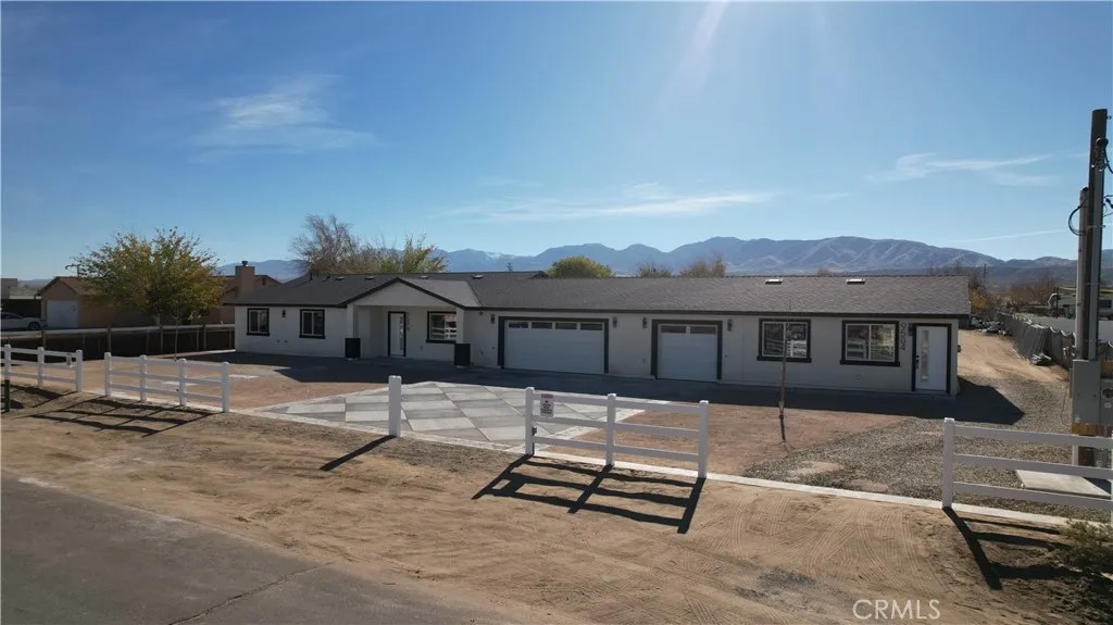 9506 East Avenue T14