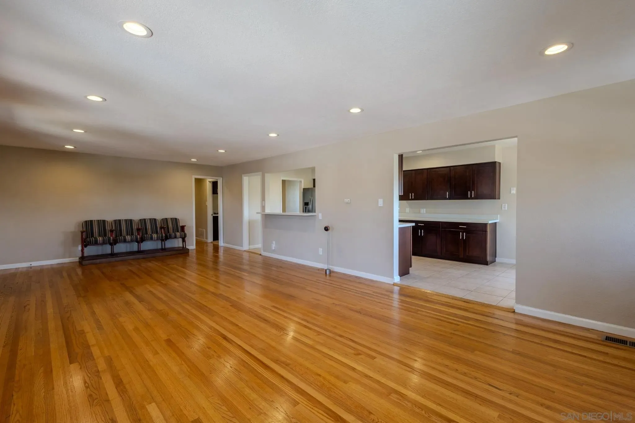 Escondido, California 92025, United States, 4 Bedrooms Bedrooms, ,2 BathroomsBathrooms,Residential,Active,165189