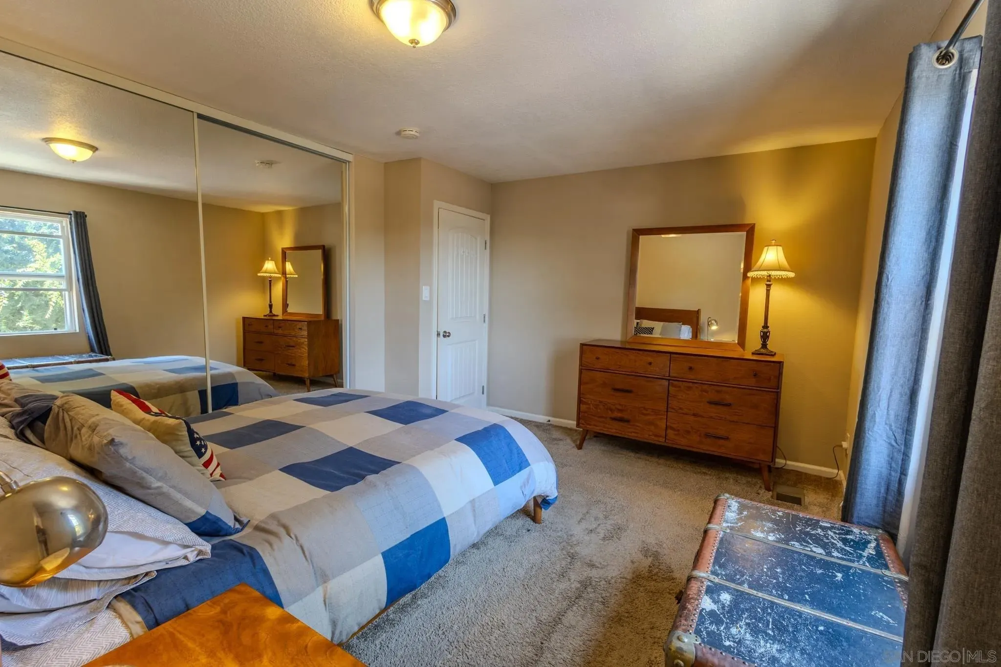 Escondido, California 92025, United States, 4 Bedrooms Bedrooms, ,2 BathroomsBathrooms,Residential,Active,165189