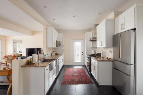 Tiny photo for 387 San Fernando St, San Diego, CA 92106 (MLS # 250043103)