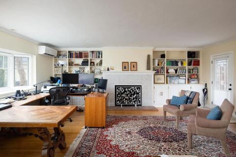 Tiny photo for 387 San Fernando St, San Diego, CA 92106 (MLS # 250043103)