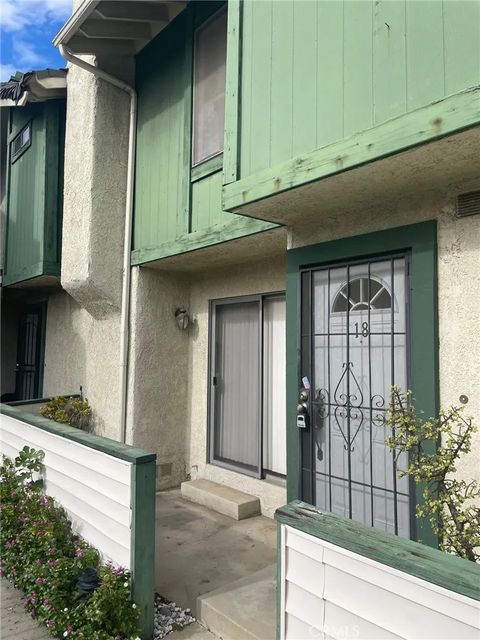 9740 Sepulveda Boulevard 18 North Hills CA 91343