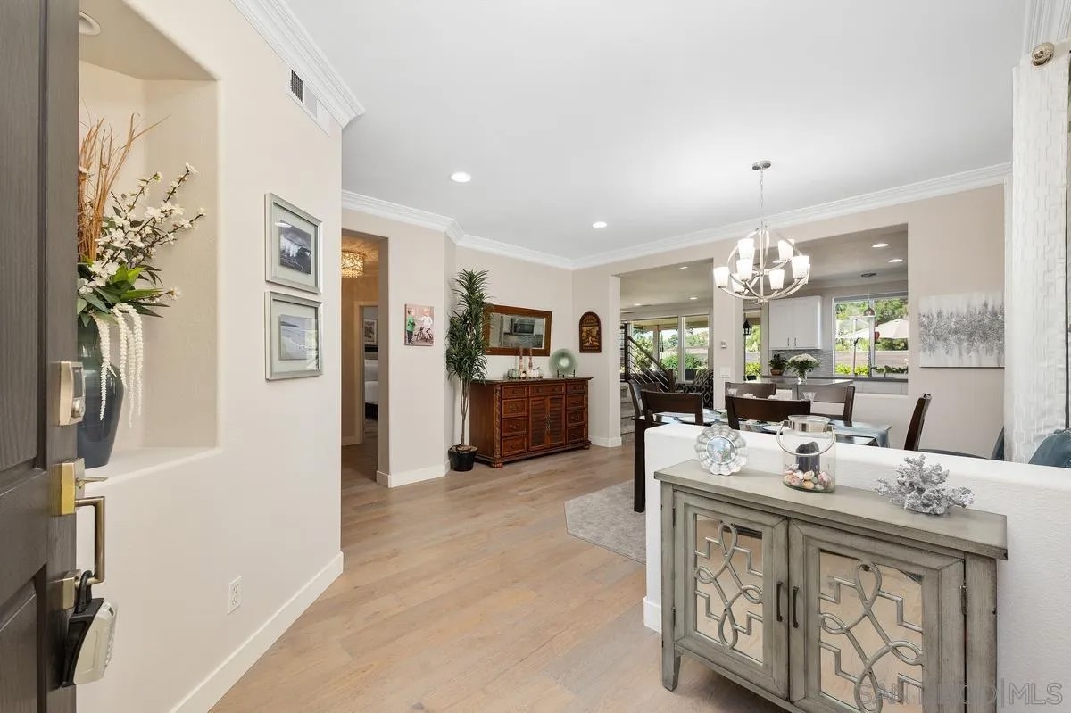 1456 Golden Sunset Dr.