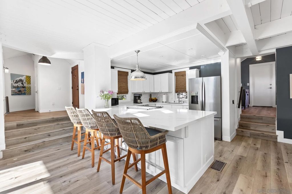 Photo of 678 Via Rancho Pkwy, Escondido, CA 92029 (MLS # 260002891)