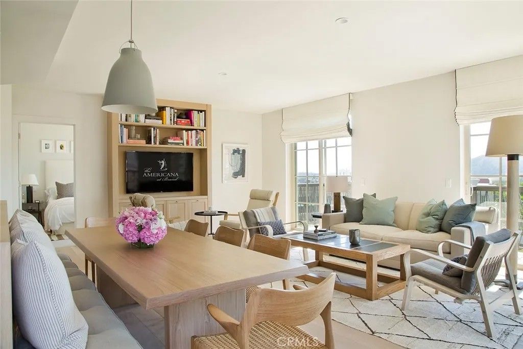 Photo of 722 Americana Way #M537, Glendale, CA 91210 (MLS # OC26005612)