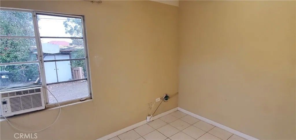 Photo of 831 W 7th Street, Corona, CA 92882 (MLS # IG25195524)