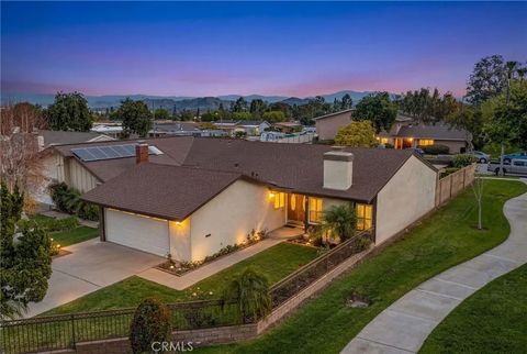 Photo of 1193 Miller Circle, Corona, CA 92882 (MLS # SW26052880)