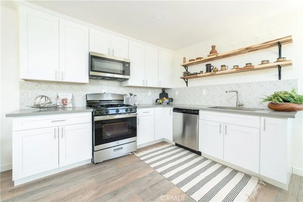 Photo of 7402 Saladin Ave, 29 Palms, CA 92277 (MLS # IG26020483)