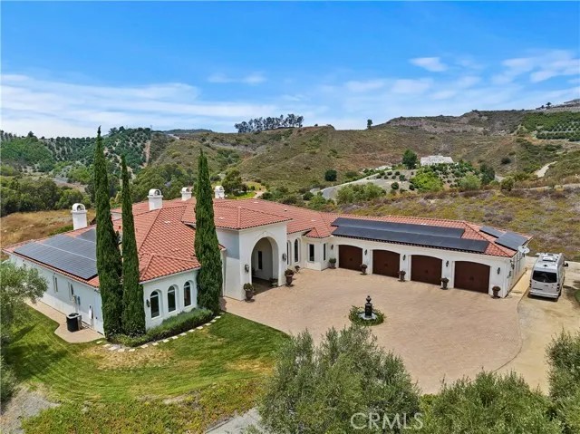 25652 El Chaval Place
