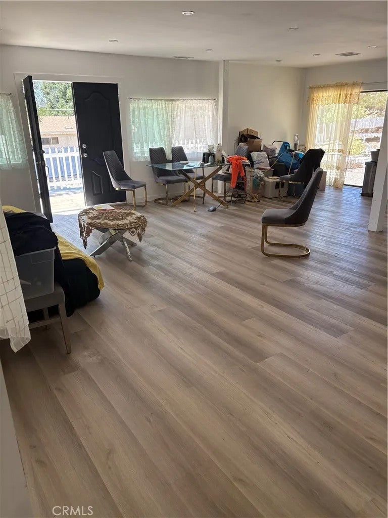 107 VENTURA WAY