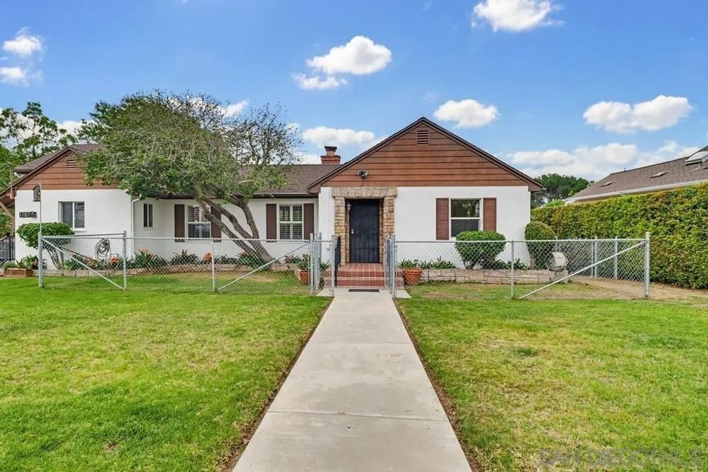 Photo of 1787 Galway Place, El Cajon, CA 92020 (MLS # 260013294)