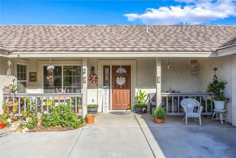 13997 Riverside