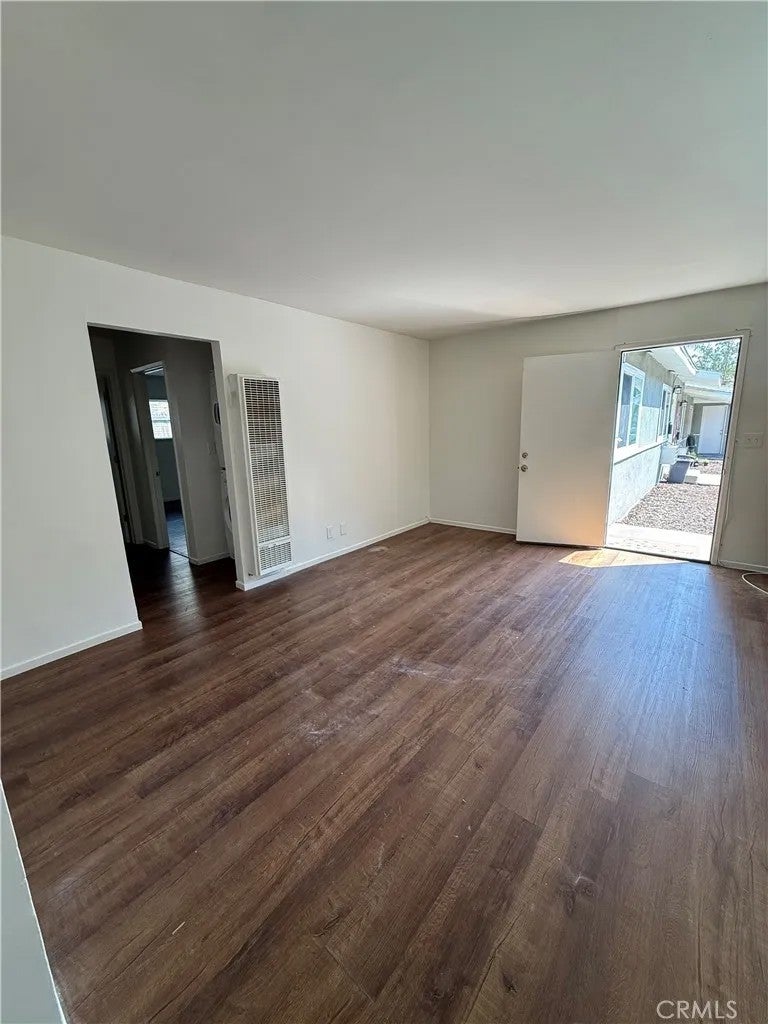 343 W Howard Street