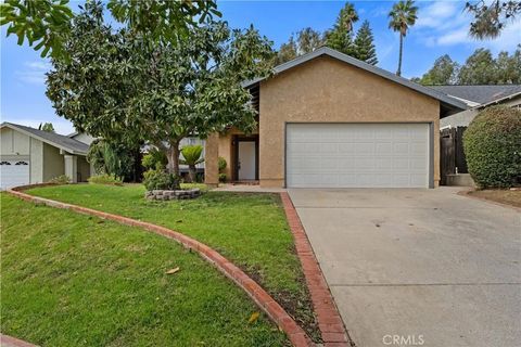 Photo of 13543 Laurelhurst Rd, Moorpark, CA 93021 (MLS # SR26071710)