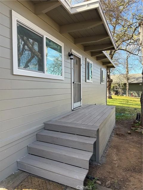 Photo of 16183 33rd Ave, Clearlake, CA 95422 (MLS # LC26025202)