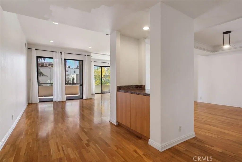 Photo of 1880 Veteran Avenue, Los Angeles, CA 90025 (MLS # SR26051288)