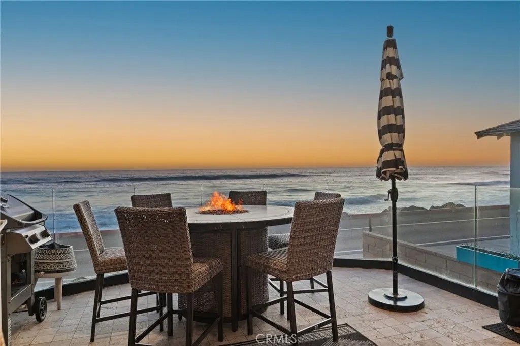 Photo of 516 S The Strand #B, Oceanside, CA 92054 (MLS # OC26043467)