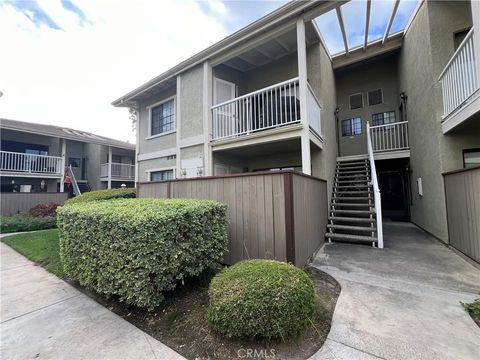 Photo of 1111 Packers Cir #25, Tustin, CA 92780 (MLS # PW25239066)