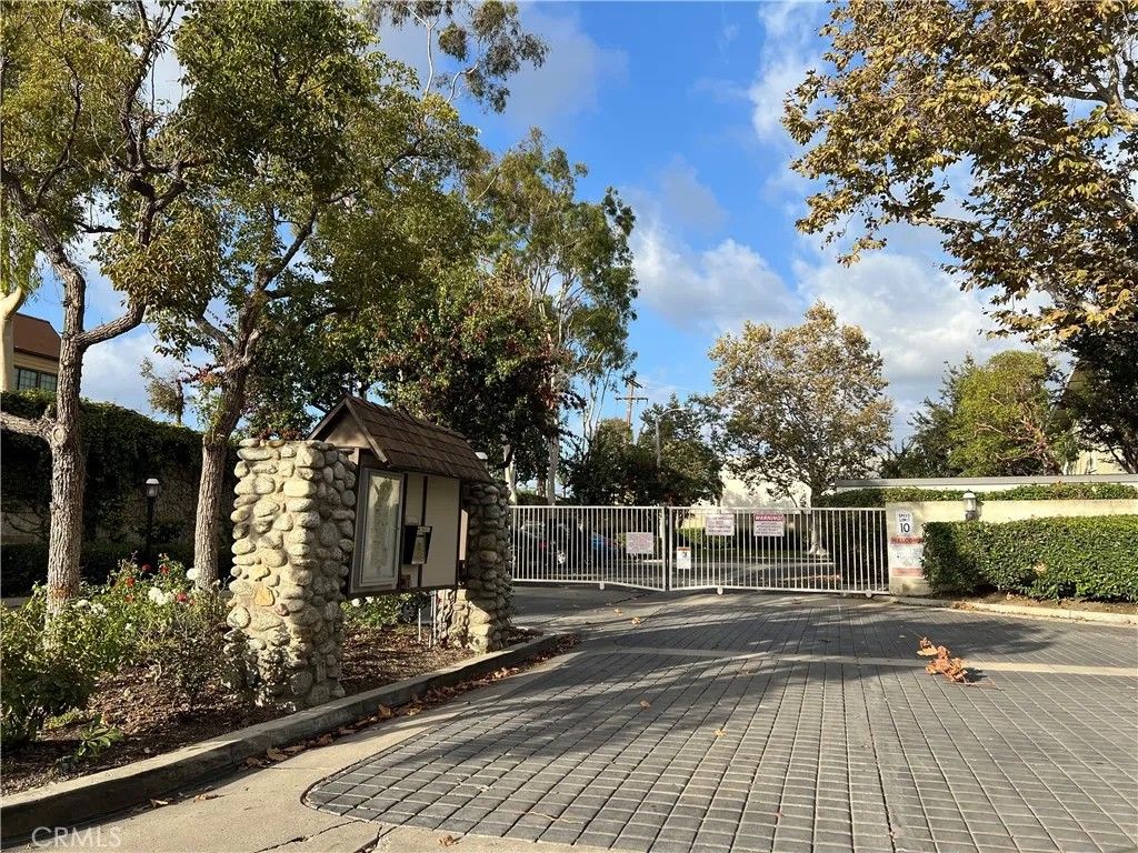 Photo of 1111 Packers Cir #25, Tustin, CA 92780 (MLS # PW25239066)