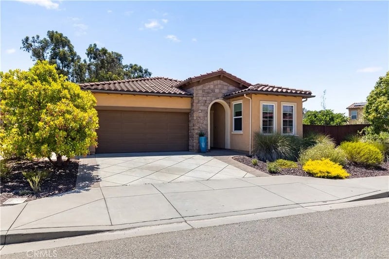 5701 Yarrow