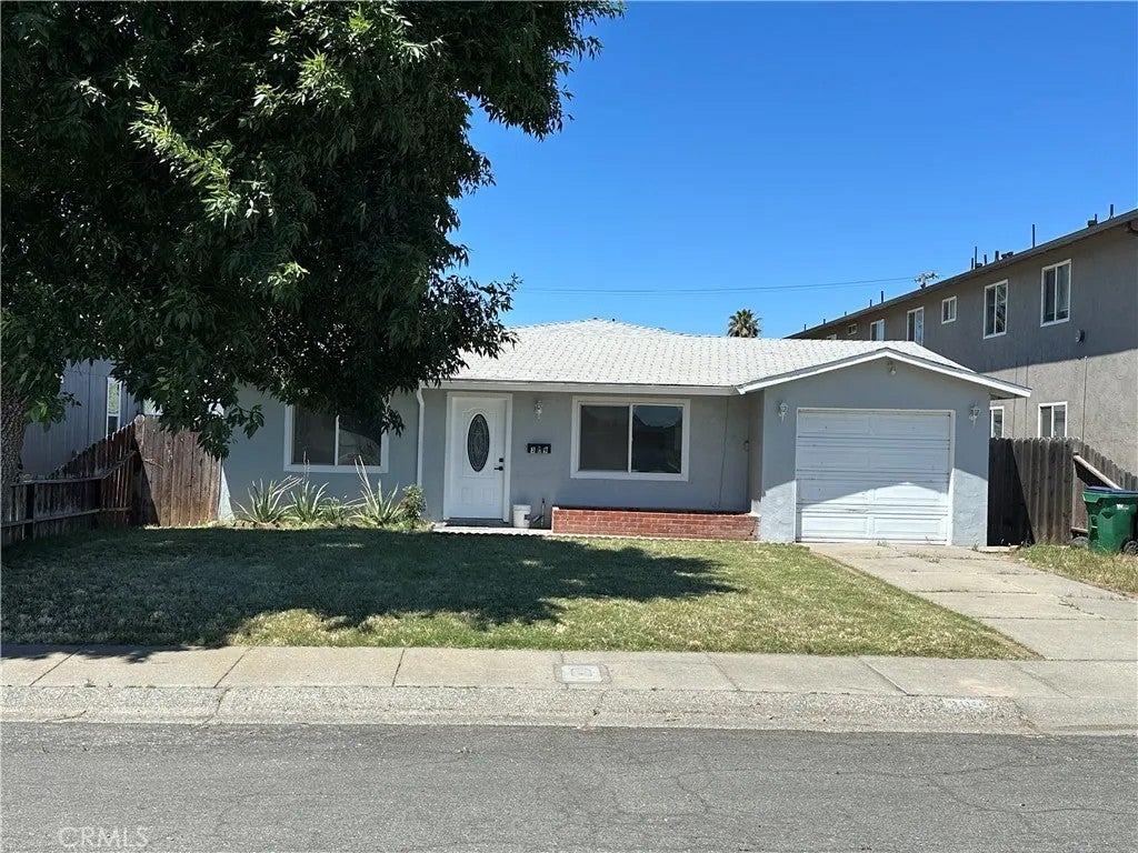 309 N Merrill Avenue