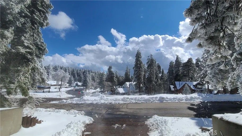 Photo of 31194 Outer Highway 18, Running Springs, CA 92382 (MLS # OC25280016)