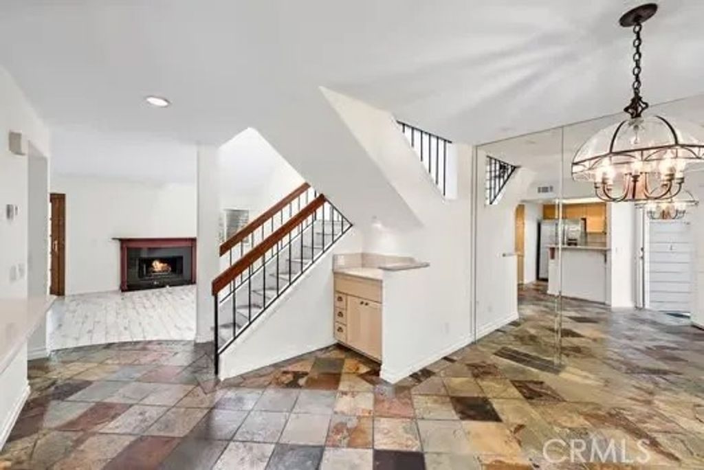 Photo of 601 San Nicholas Ct, Laguna Beach, CA 92651 (MLS # OC26073087)