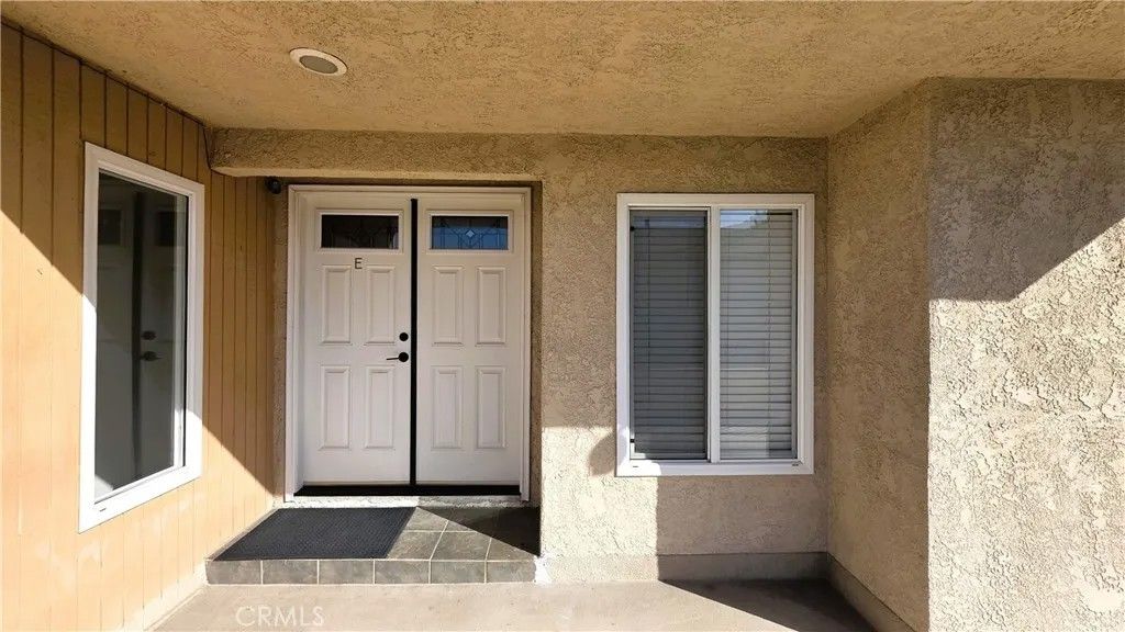 Photo of 608 Hawthorne Street #E, Glendale, CA 91204 (MLS # GD26022519)