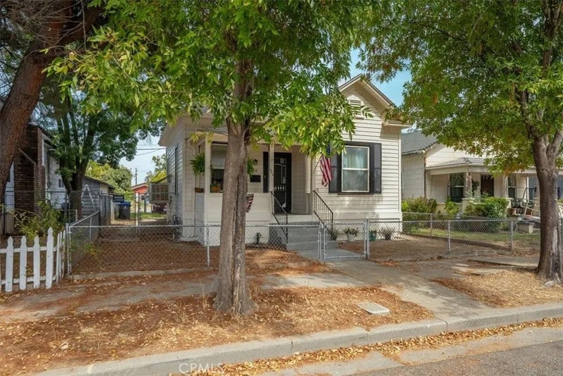 524 Madison Street