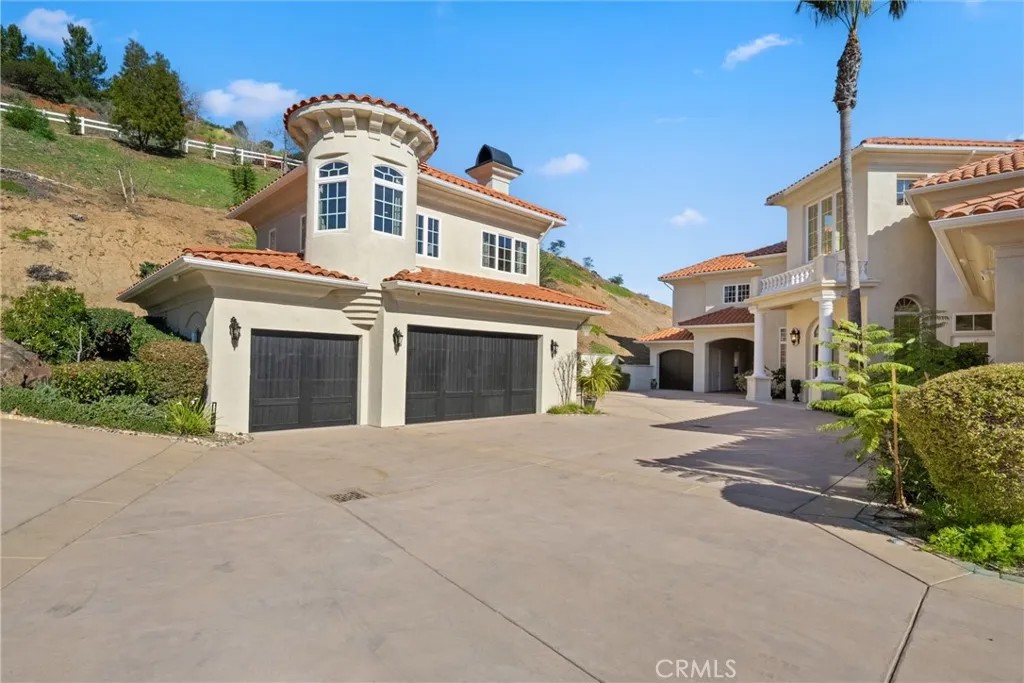 44930 Via Renaissance