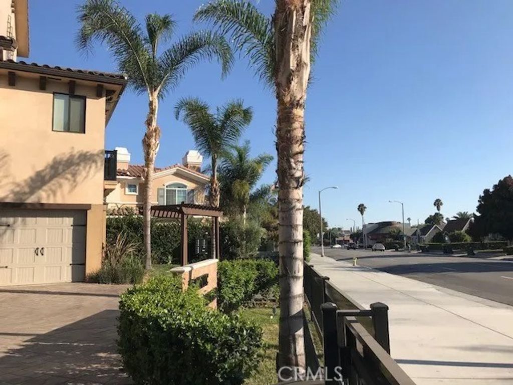 Photo of 728 N Atlantic Boulevard #B, Alhambra, CA 91801 (MLS # TR26047680)