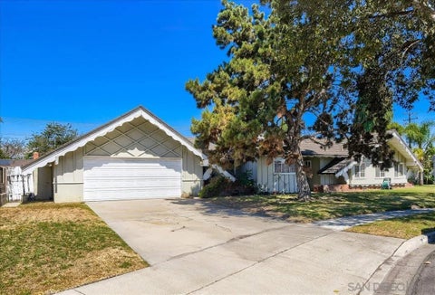 Photo of 1809 W. Harriet Lane, Anaheim, CA 92804 (MLS # 260023669)