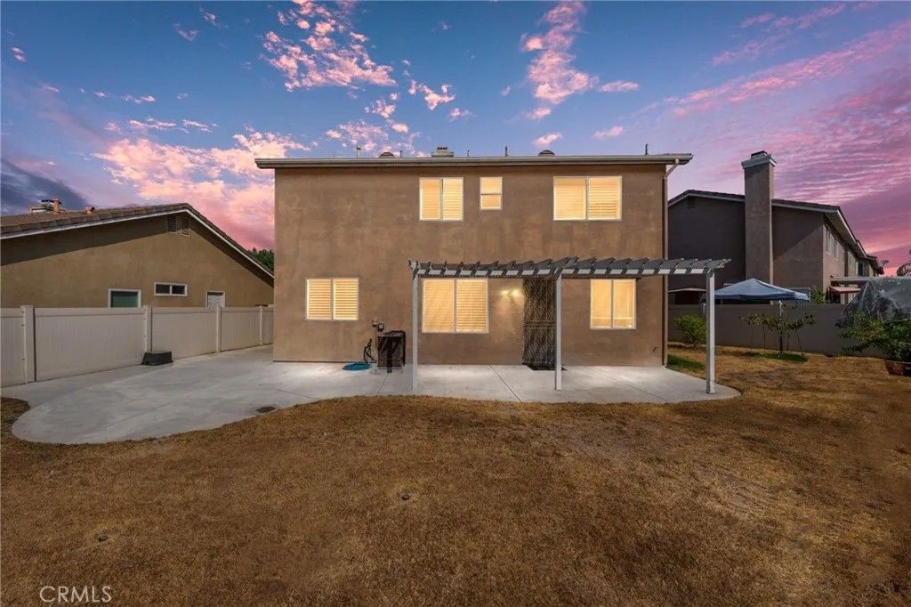 Photo of 909 Heron Drive, Corona, CA 92879 (MLS # IG26062506)