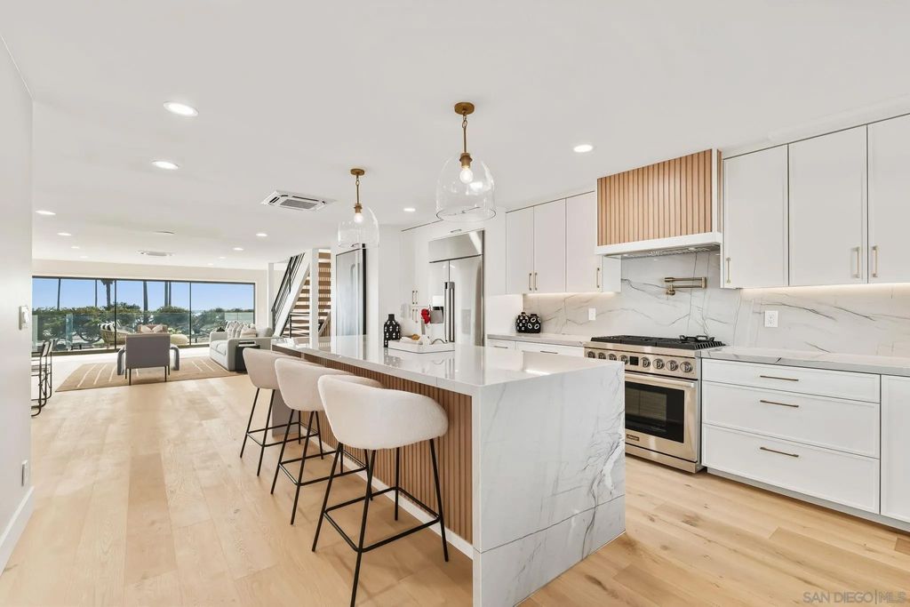 Photo of 2623 Ocean Front Walk, San Diego, CA 92109 (MLS # 260008155)