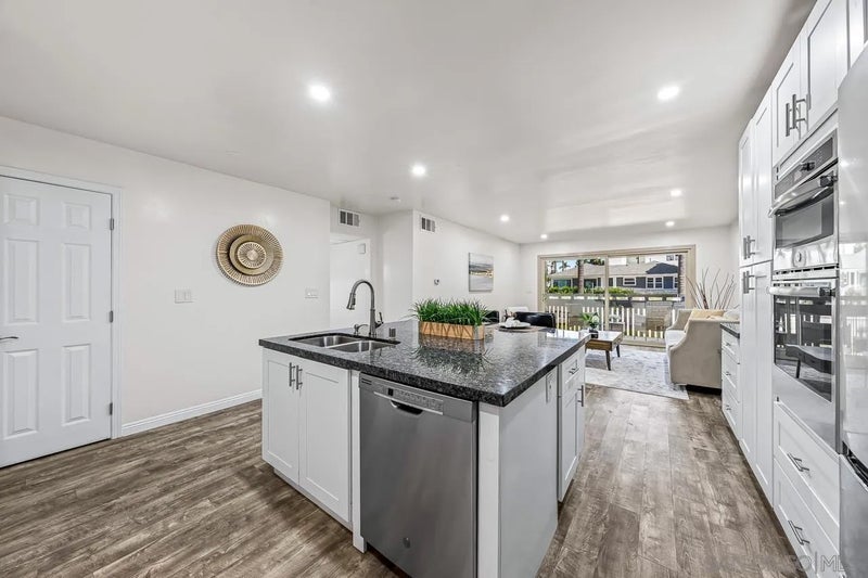 3450 2nd Ave 14
