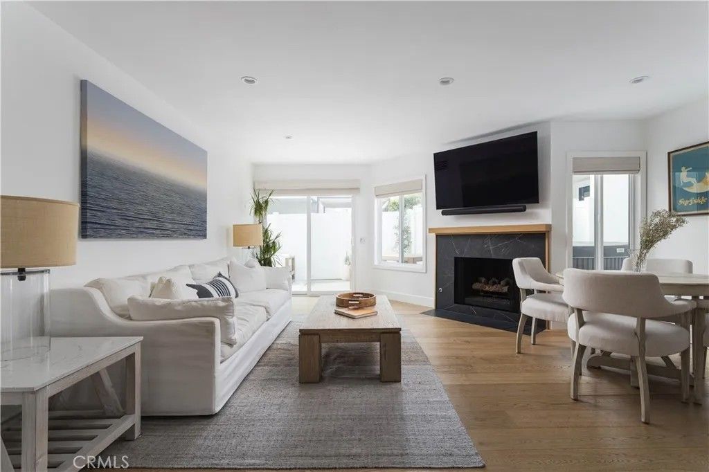 Photo of 1520 Abalone Pl, Newport Beach, CA 92662 (MLS # NP25277083)