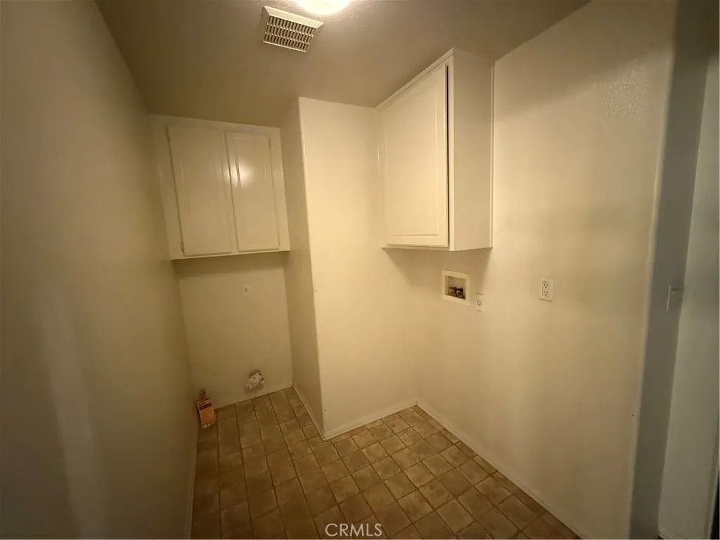 Photo of 1926 Carroll Dr, San Jacinto, CA 92583 (MLS # SW25243737)