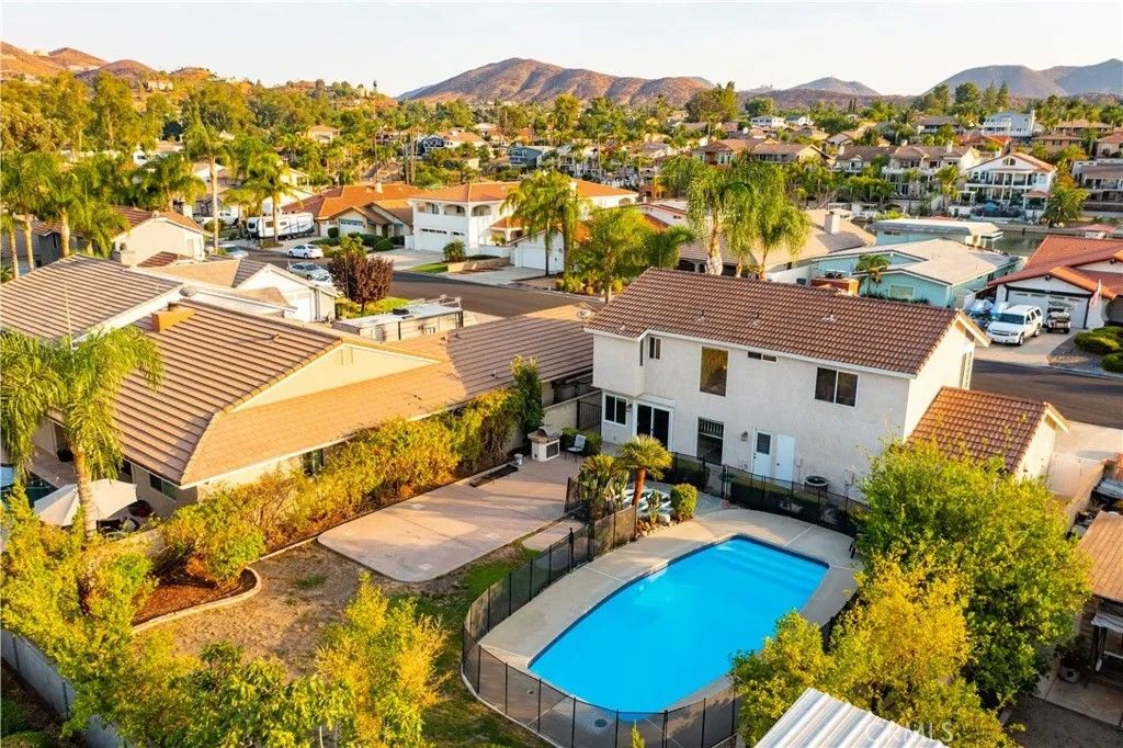 Photo of 30340 Channel Way Drive, Canyon Lake, CA 92587 (MLS # SW26001428)