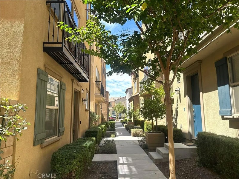 2222 Raspberry Court