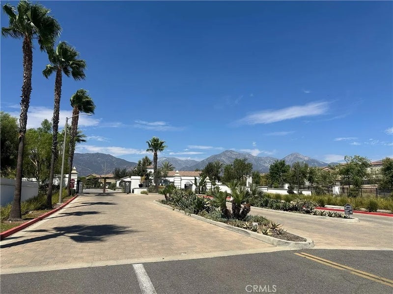 2222 Raspberry Court