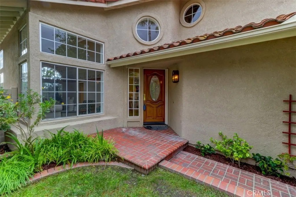 40 E San Mateo
